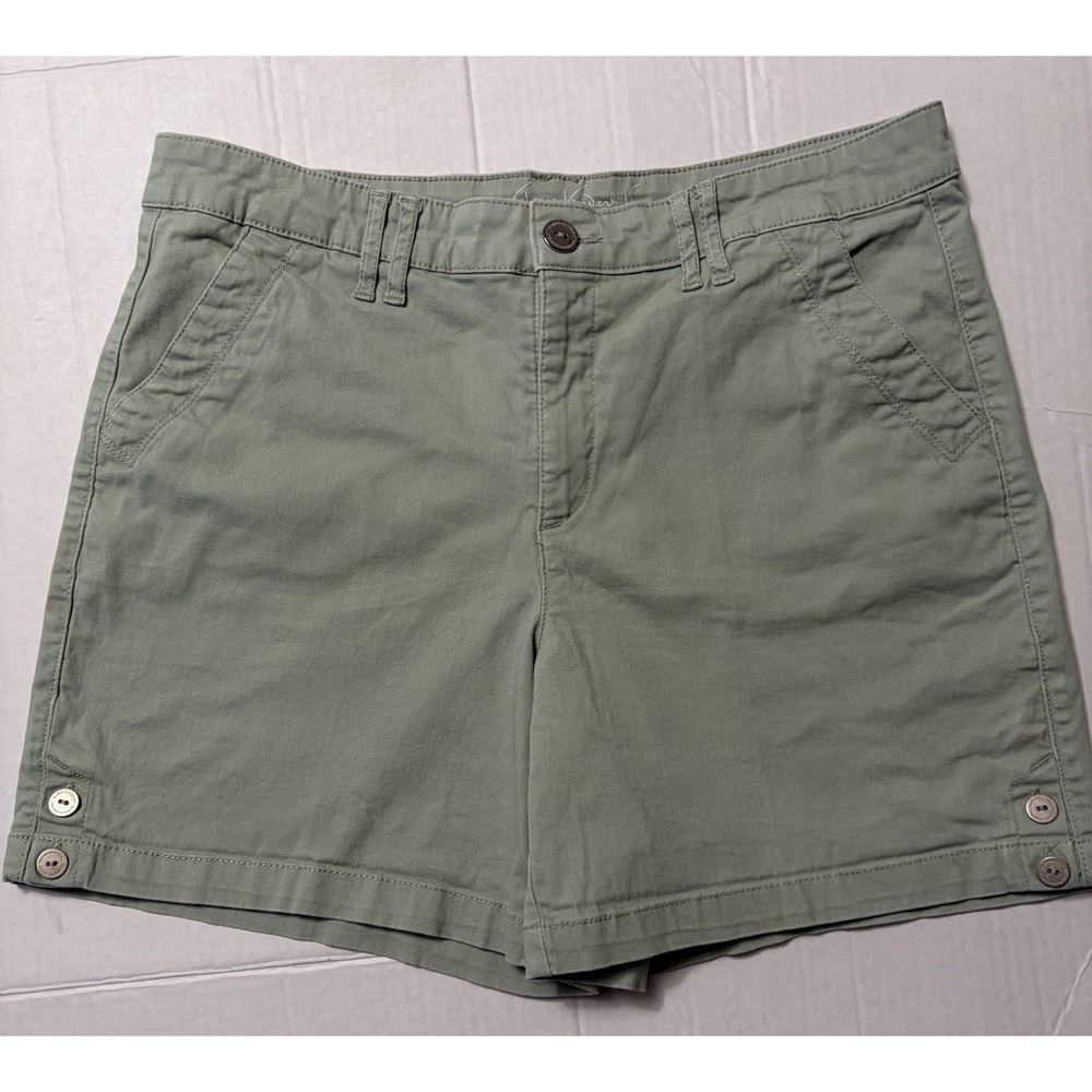 Gloria Vanderbilt Women's Size 12 Sage Green Chino Shorts Mid Rise Cotton Casual